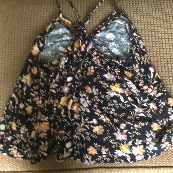 American Eagle Outfitters Top EUC - Picture 4 of 4